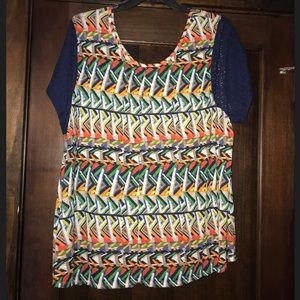 Patterned blouse with navy lace